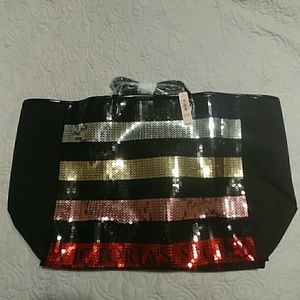 Victoria's Secret tote and wristlet set